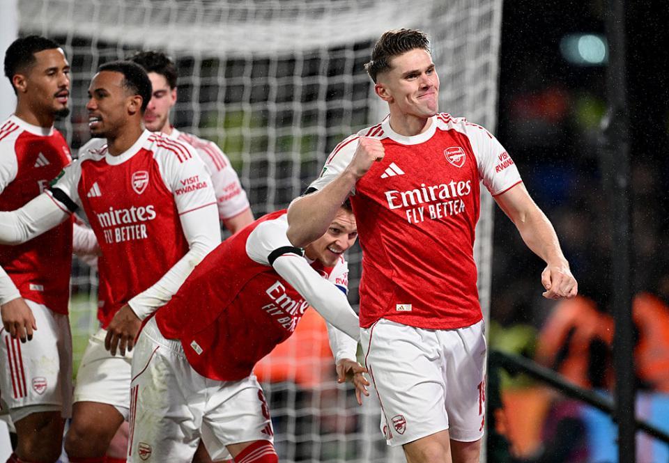 爱游戏登录入口-阿森纳3-2切尔西！进英联杯决赛占先机 加纳乔双响 哲凯赖什传射