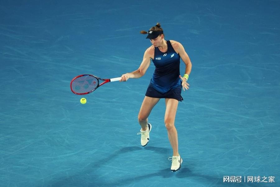 爱游戏登录入口-澳网最具看点女单比赛来了！莱巴金娜谈迎战斯瓦泰克：保持进攻